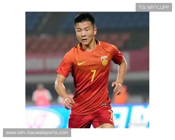 中国足球百大球星排行榜揭晓 盘点历史最佳球员风采与成就 中国足球百大球星排行榜揭晓 盘点历史最佳球员风采与成就